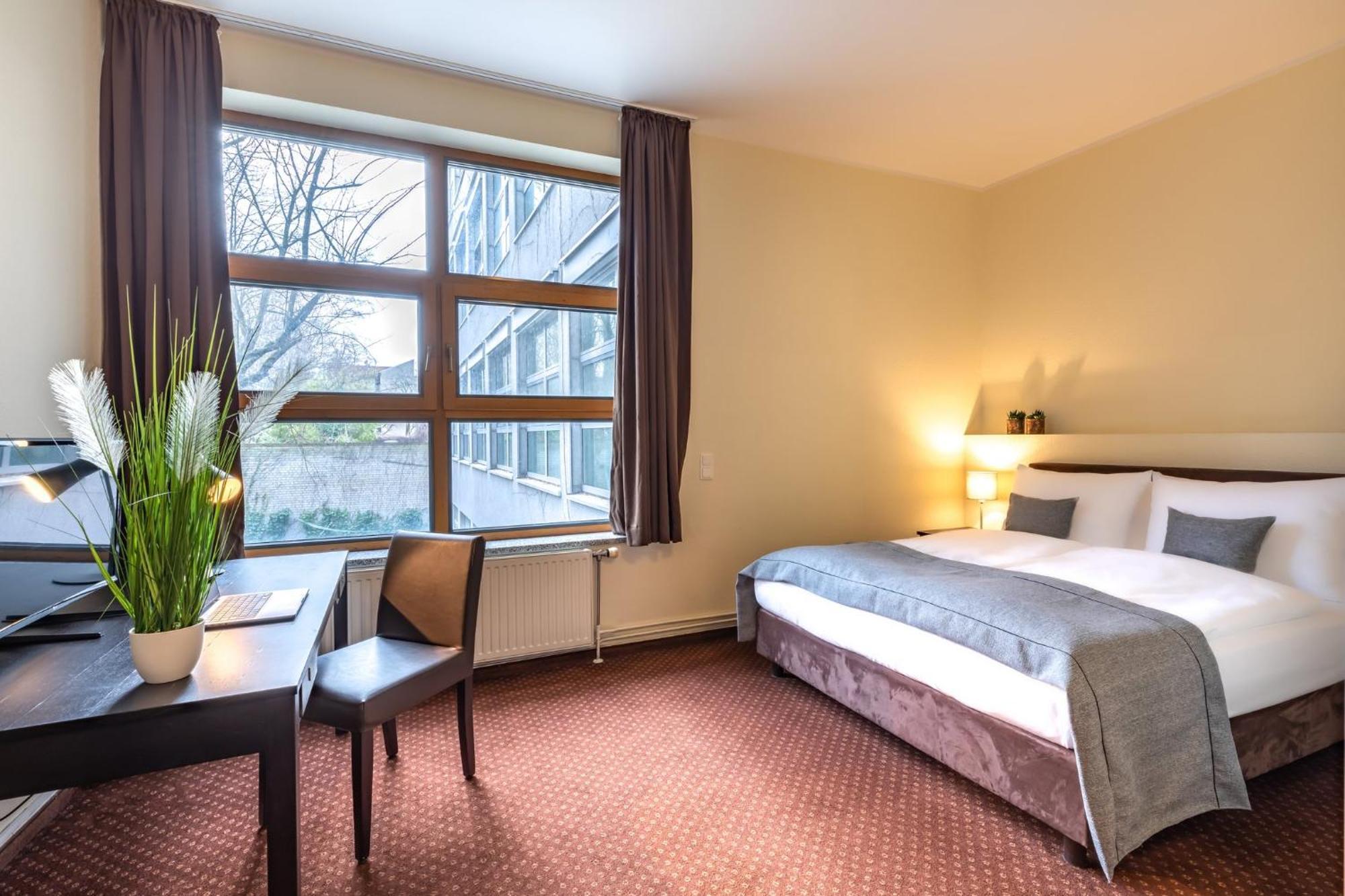 Garner Hotel Berlin - Schoeneberg By Ihg Exteriör bild